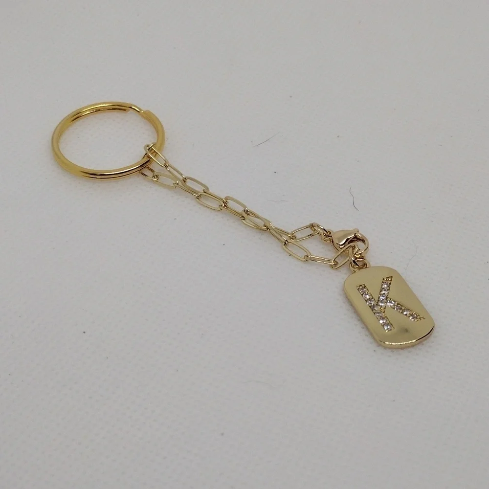 Elegant Gold Keychain with Stylish ‘K’ Pendant – Perfect Gift